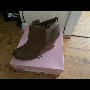 New in box crown vintage wedge booties